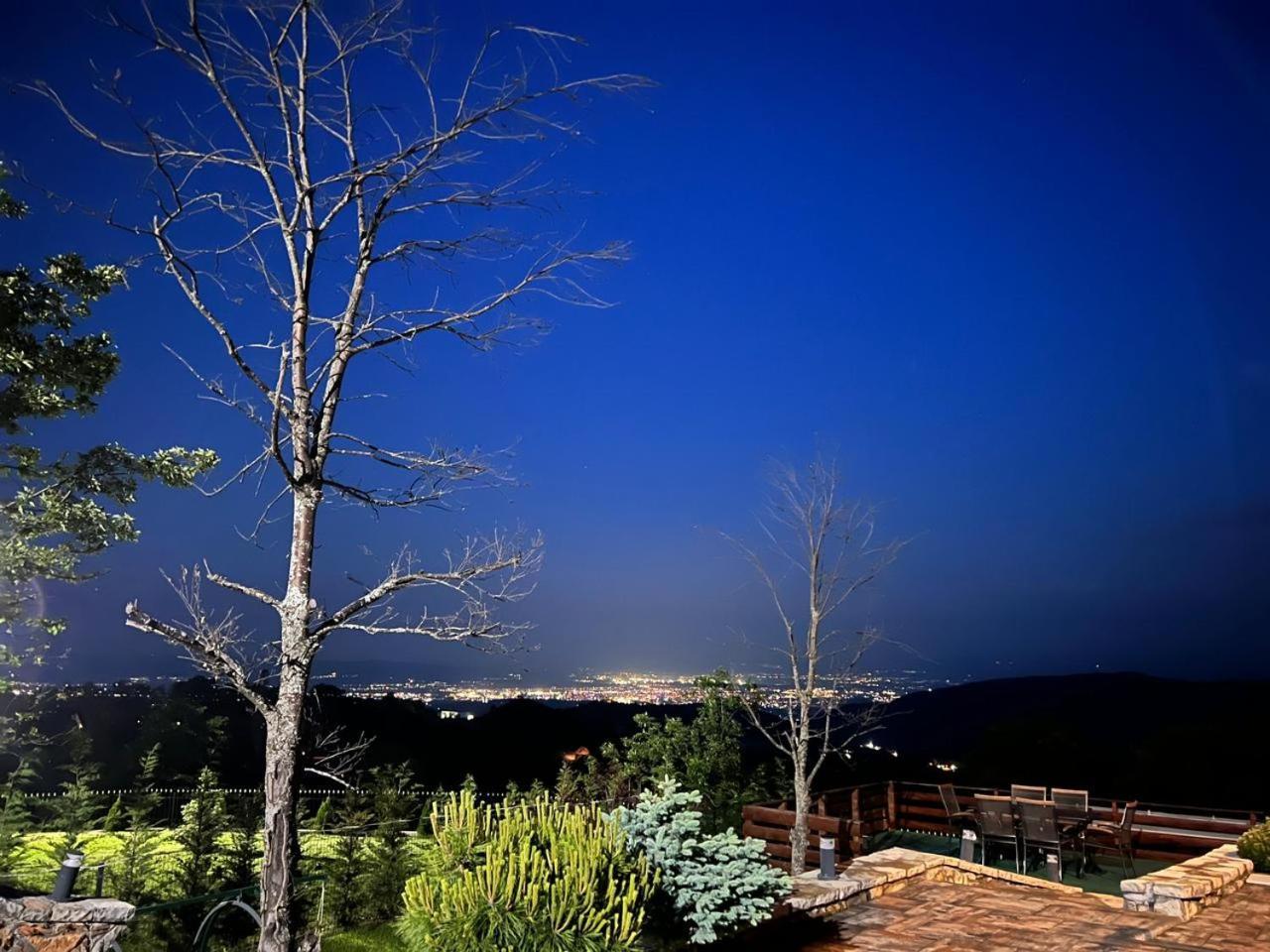 Villa Ozoni - Jezerc Ferizaj Exterior photo